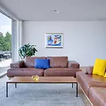 Luksustason Kolmen Makuuhuoneen Lomahuoneisto Meren Aeaerellae Daire