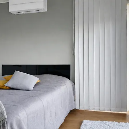 Luksustason Kolmen Makuuhuoneen Lomahuoneisto Meren Aeaerellae Appartement